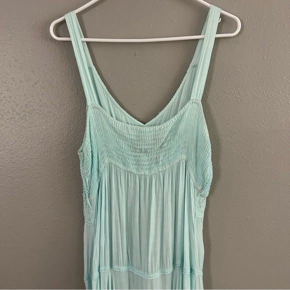 L’Pogee Embroidered Crochet Maxi Dress Handkerchief Hem Flowy Boho One Sz Sample - Picture 8 of 11